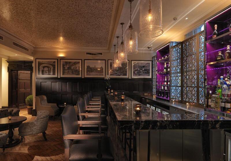 Fotos del hotel The Lalit London:  7