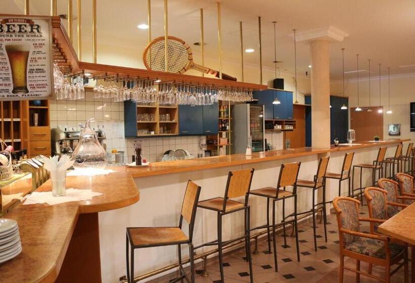 Fotos del hotel Centercourt:  3