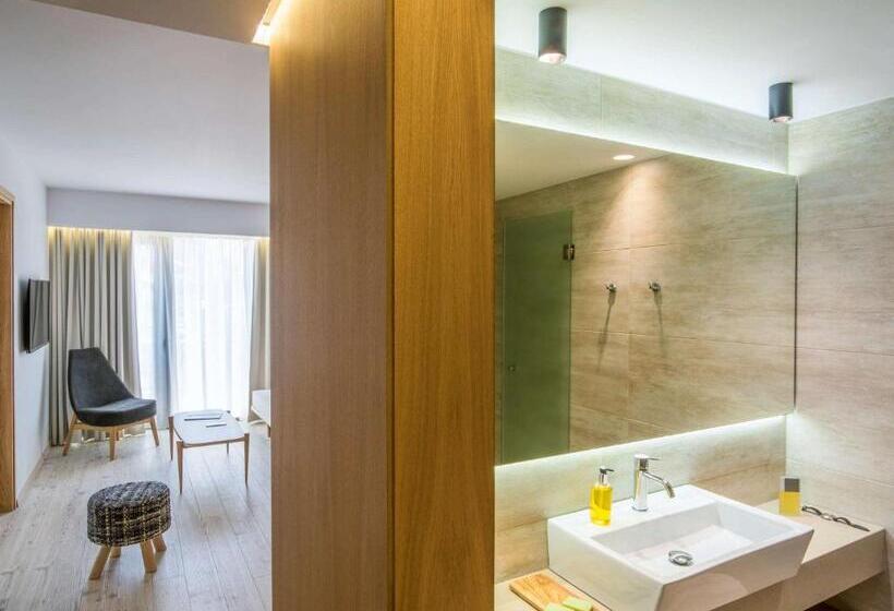 Fotos del hotel Ibis Styles Heraklion Central:  22