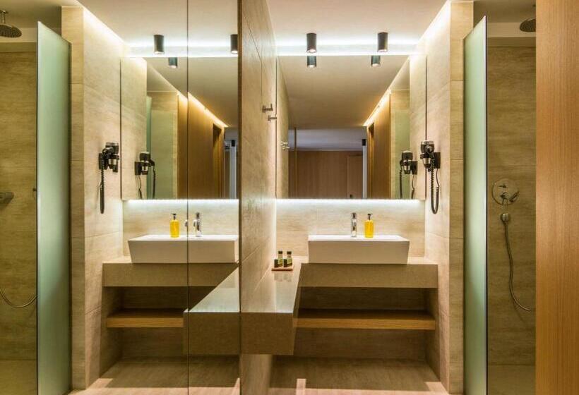 Fotos del hotel Ibis Styles Heraklion Central:  10