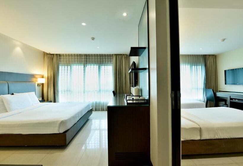 Fotos del hotel The Prestige Nana:  16