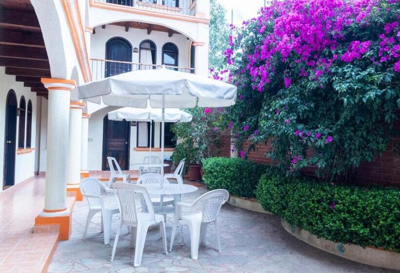 Fotos del hotel Villa Real Ii:  23