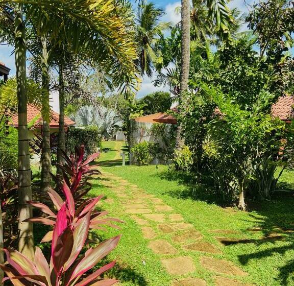 Fotos del hotel Sanjis The Seaside Cabanas:  14