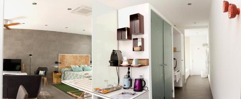 Fotos del hotel Allotjament Marjal - Adults Only:  18