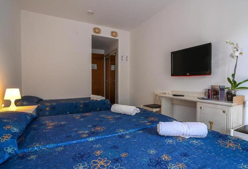 Fotos del hotel Adriaco:  2