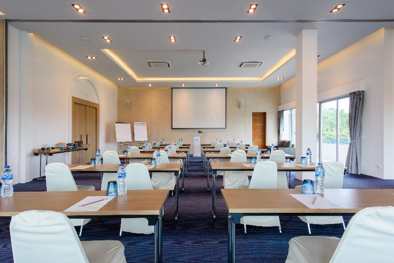 Fotos del hotel Costa Village Bangsaray:  7