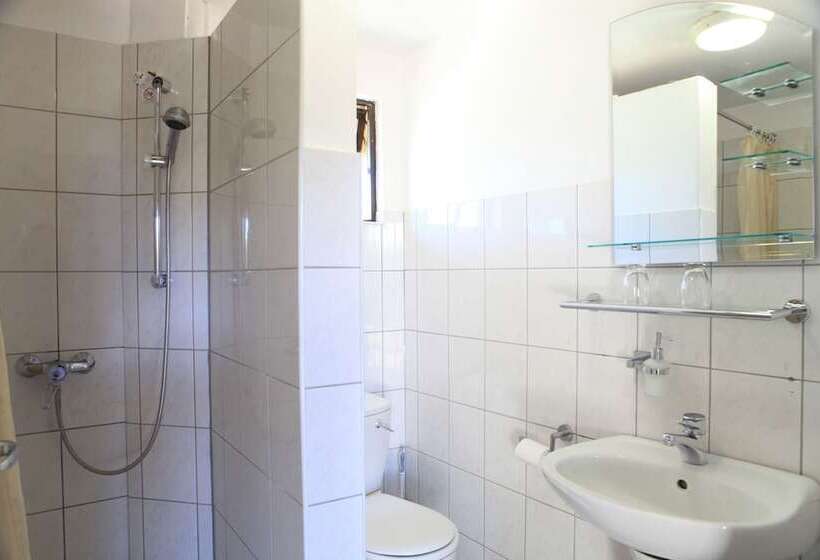 Fotos del hotel Immanuel Wilderness Lodge:  9