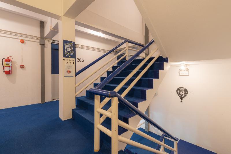 Fotos del hotel Bedgasm Poshtel X Café At Nimman:  15