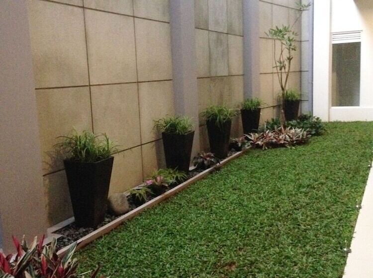 Fotos del hotel Petogogan Residence:  4