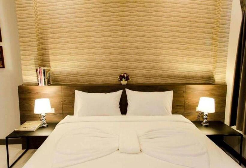 Fotos del hotel Seree Grand Resort:  2