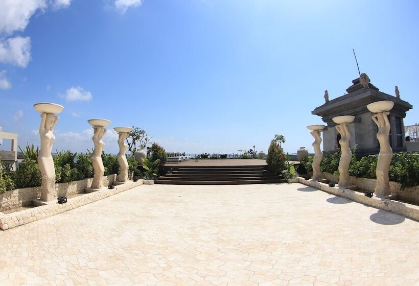 Fotos del hotel The Crystal Luxury Bay Resort Nusa Dua:  4