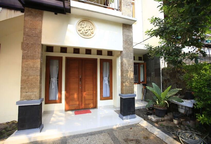 Fotos del hotel Reddoorz@pondok Pinang 2:  7