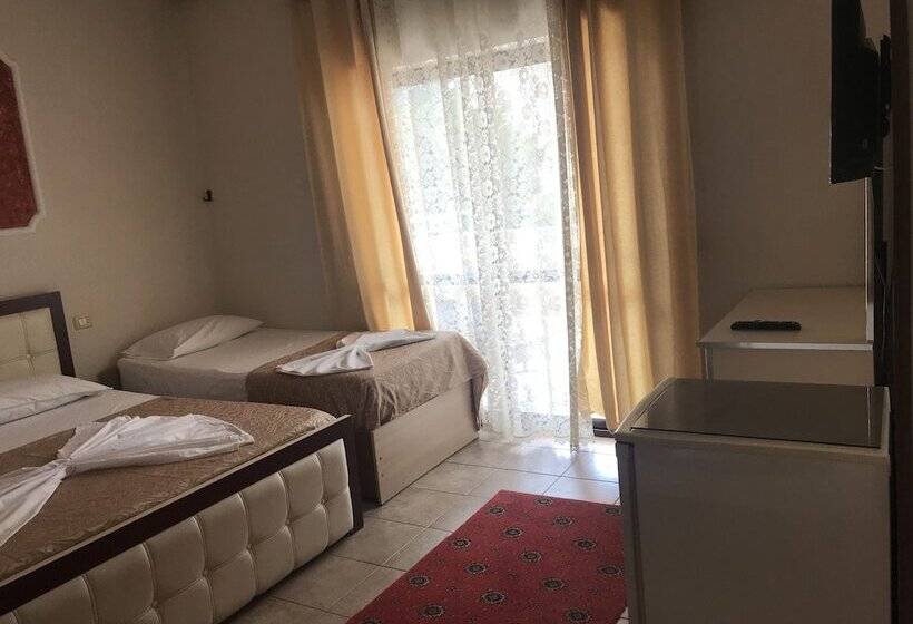 Fotos del hotel Skampa:  8