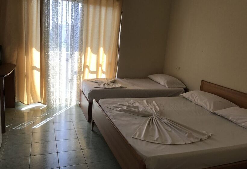 Fotos del hotel Skampa:  6