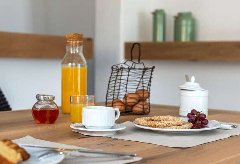 Fotos del hotel Seven Suites:  2