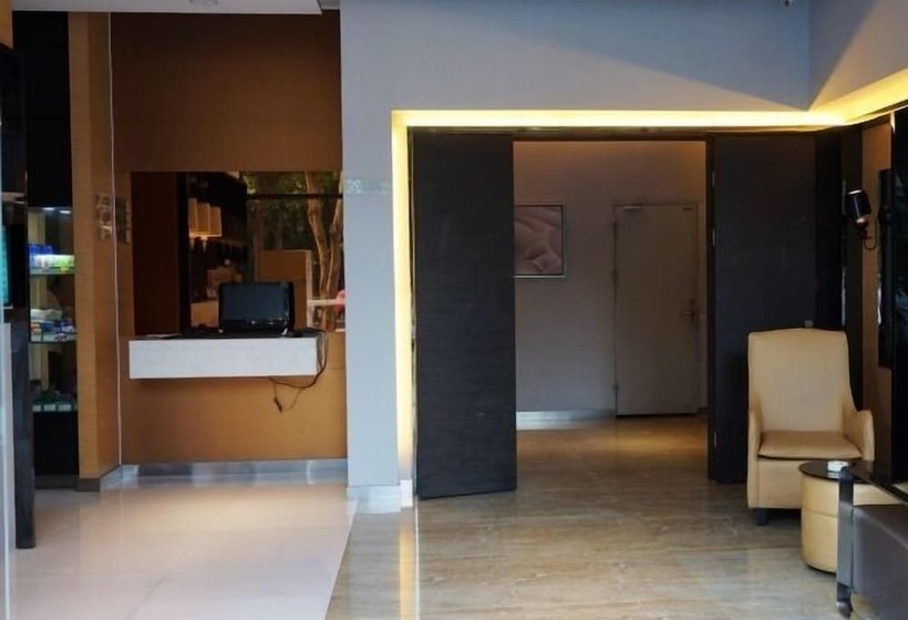 Fotos del hotel Jinjiang Inn Foshan Zumiao Qinren Road:  3