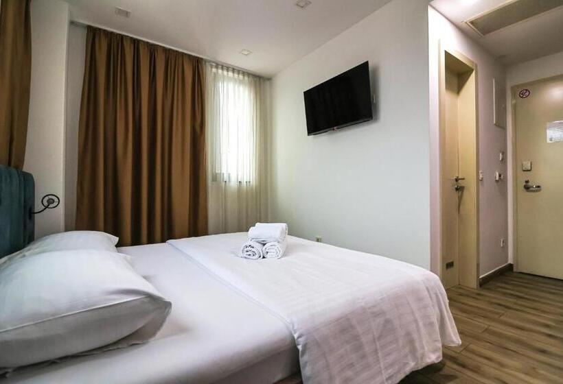 Fotos del hotel National:  20