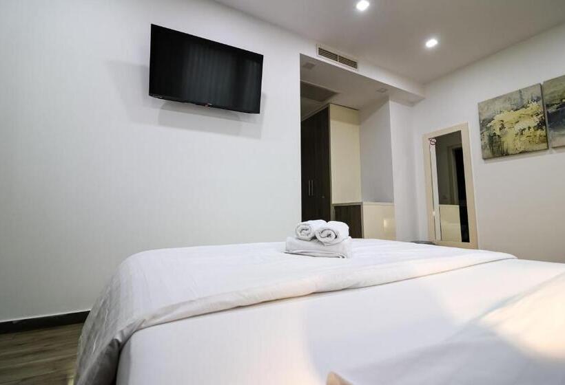 Fotos del hotel National:  19