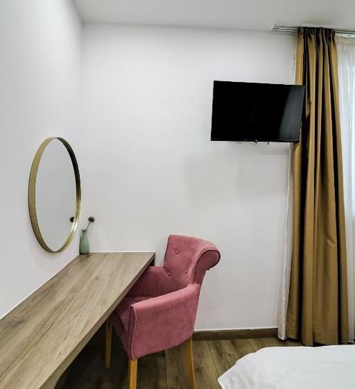 Fotos del hotel National:  14