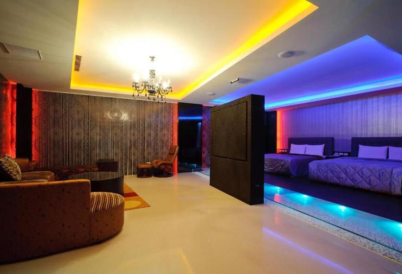 Fotos del hotel Zhen13 Villa Motel:  20