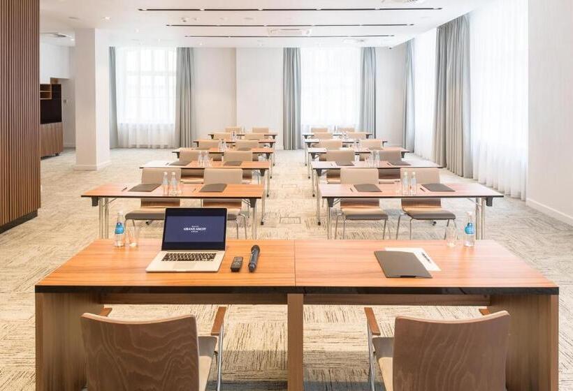 Fotos del hotel Grand Ascot:  12