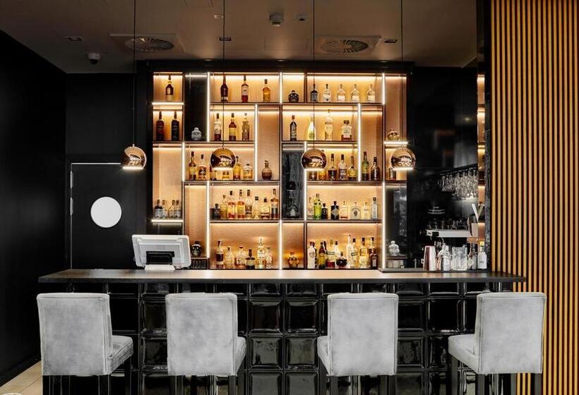 Fotos del hotel Grand Ascot:  8