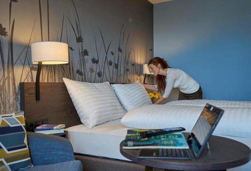 Fotos del hotel Hwest:  9