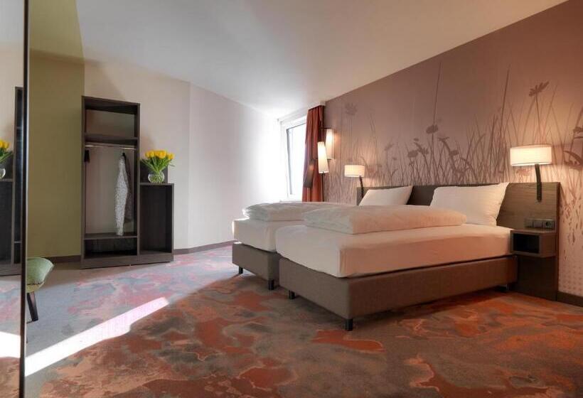 Fotos del hotel Hwest:  5