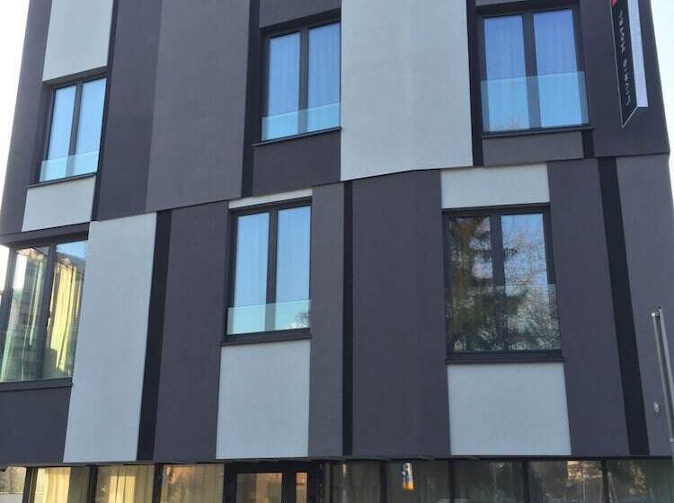 Fotos del hotel Livris:  10