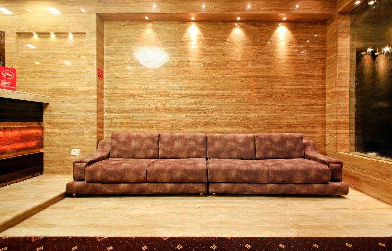 Fotos del hotel Capital O 8565  Golden Palace:  7