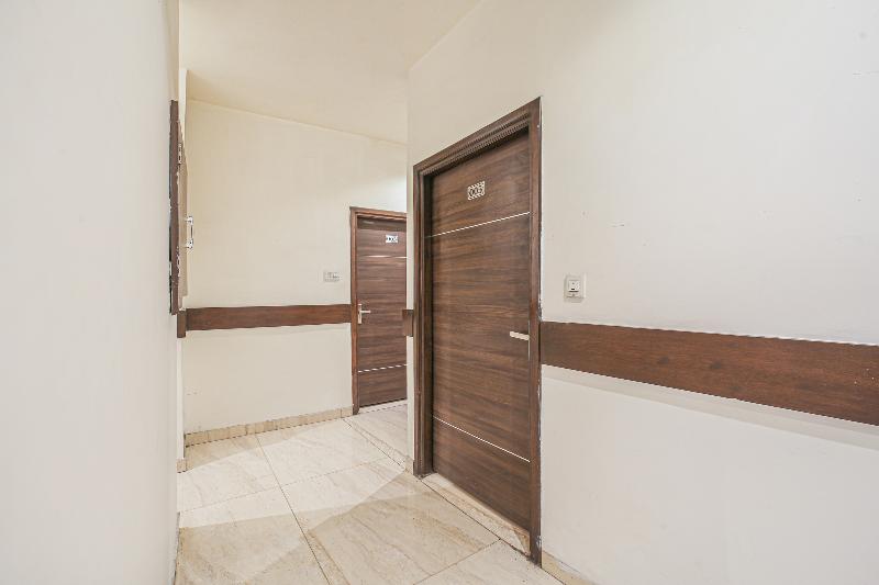 Fotos del hotel OYO 8673 Hotel Hollywood Heights:  13