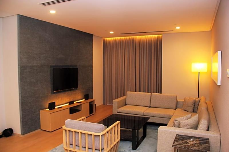 Fotos del hotel 188 Private Suites:  16