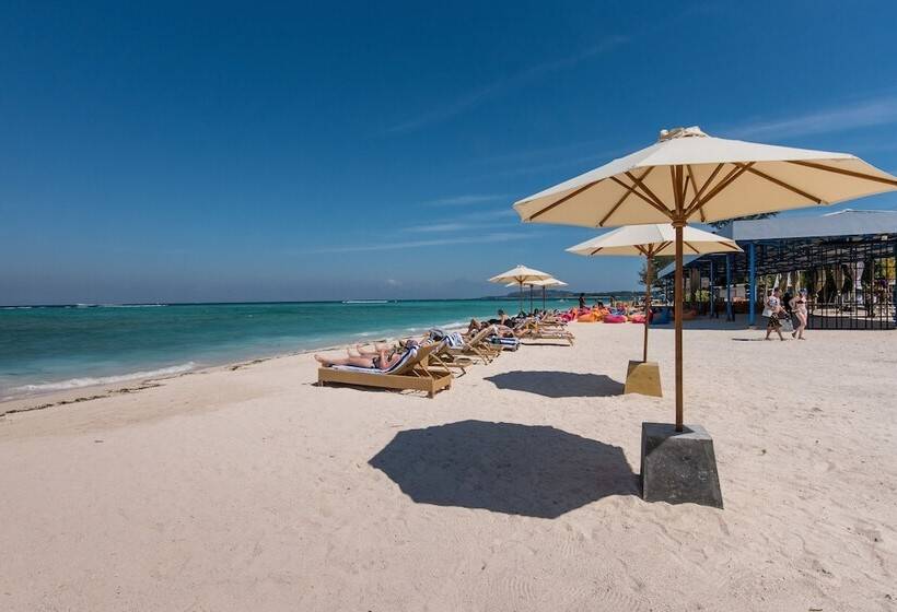 Fotos del hotel Ombak Paradise:  5