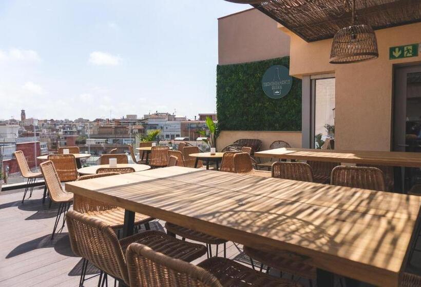 Fotos del hotel Arya Stadium:  7