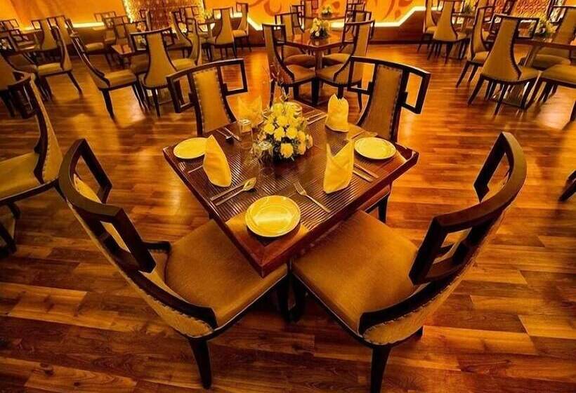 Fotos del hotel Eskay Resorts:  5