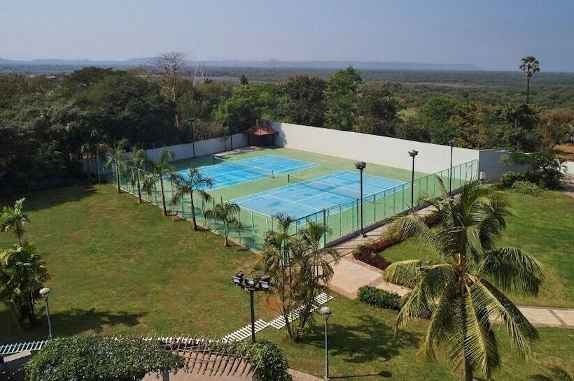 Fotos del hotel Eskay Resorts:  11