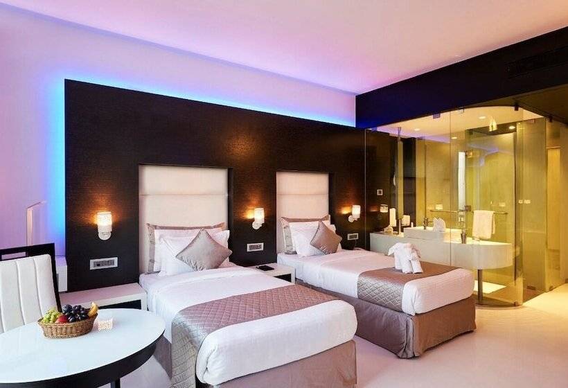 Fotos del hotel Eskay Resorts:  20