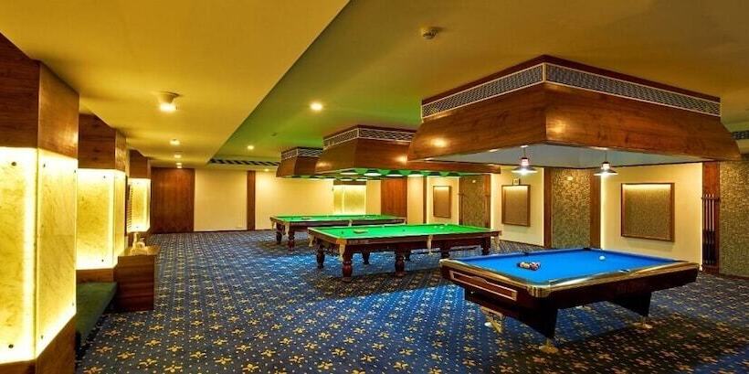 Fotos del hotel Eskay Resorts:  13