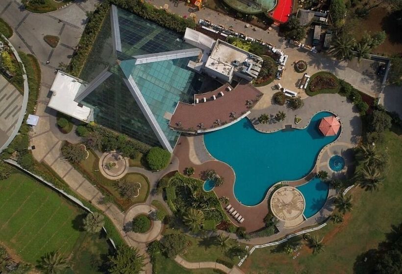 Fotos del hotel Eskay Resorts:  21