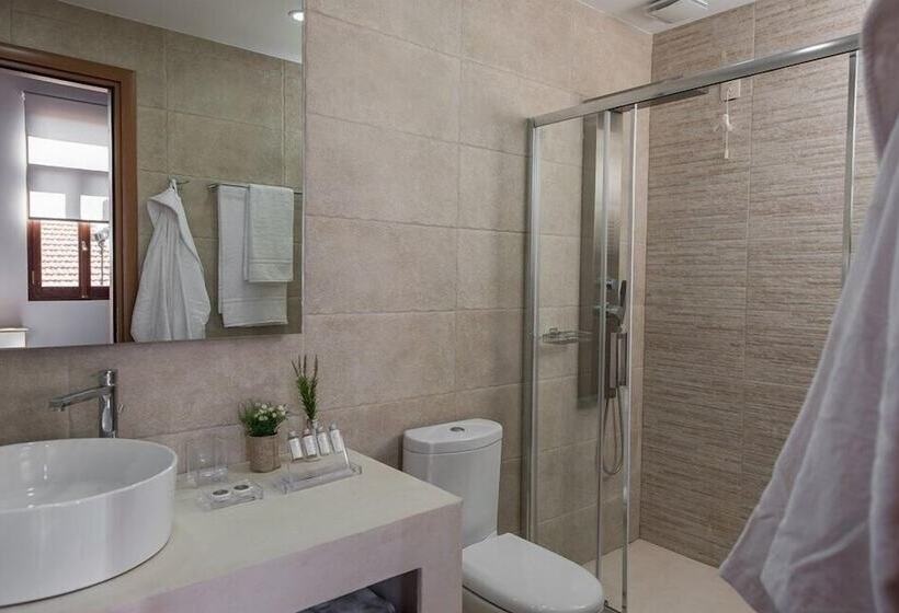 Fotos del hotel Bluebell Luxury Suites:  16