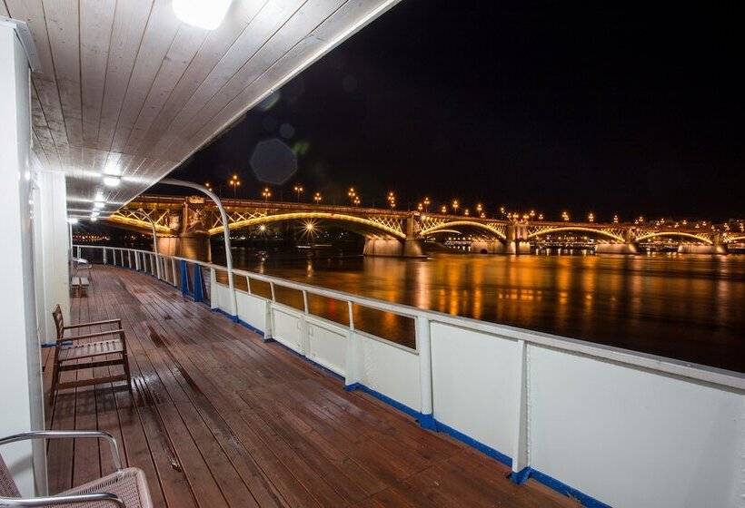 Fotos del hotel Grand Jules  Boat:  24