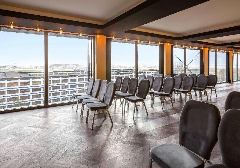 Fotos del hotel Novotel London Heathrow Airport T1 T2 And T3:  24