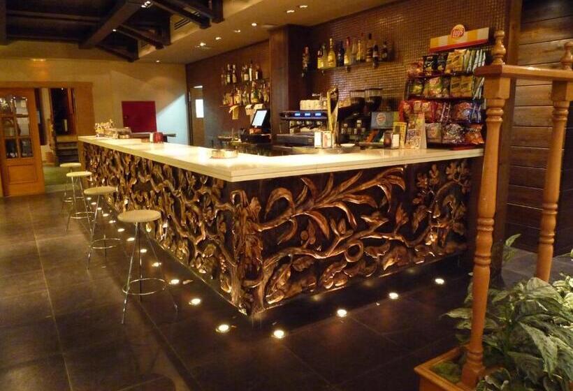 Fotos del hotel Restaurante Revestido:  3