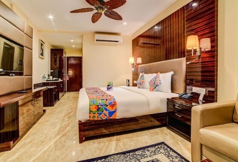 Fotos del hotel Fab Prime Sarala Crown Calangute Beach:  19