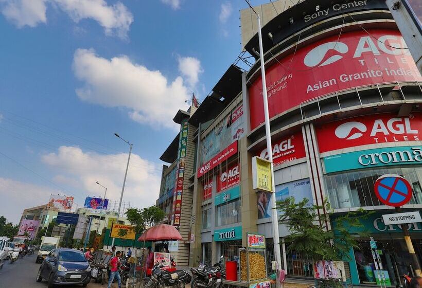 Fotos del hotel Oyo 9591 Hotel Neel Kamal:  5