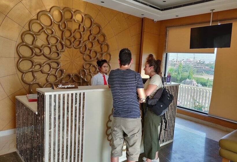 Fotos del hotel Maple Grand:  8