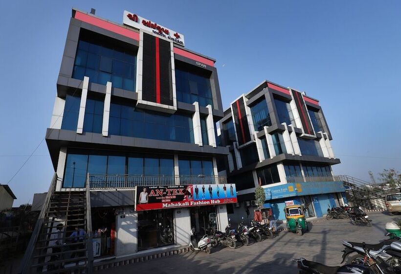 Fotos del hotel Oyo 9238 Hotel Meet Palace:  5