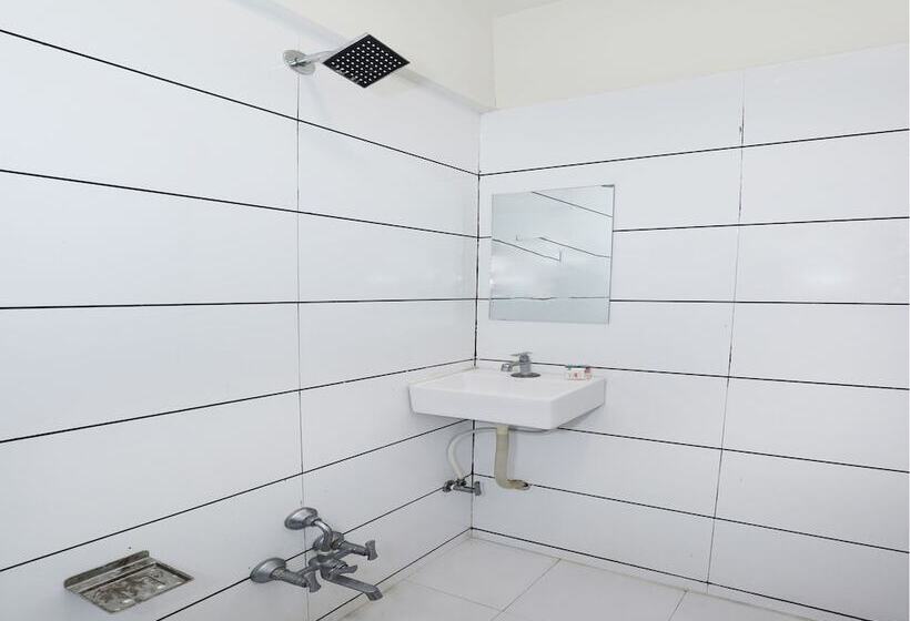 Fotos del hotel Oyo 9238 Hotel Meet Palace:  4