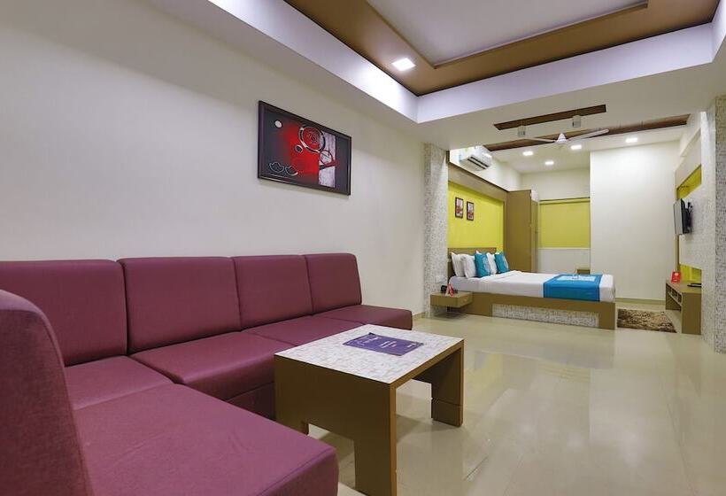 Fotos del hotel Oyo 9238 Hotel Meet Palace:  15