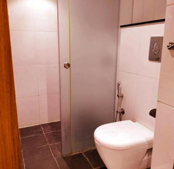 Fotos del hotel Oyo 9210 Hotel Blak & Wite:  6